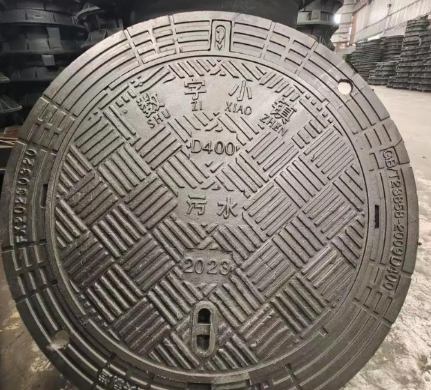 平原球墨铸铁防沉降井盖展示